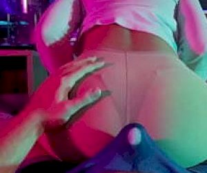 баба  счастлива от спермы