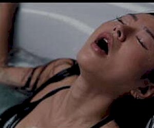 sluts  are playing in a triangle