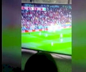 skinny eighteen with a nice ass gets sperm inside at home